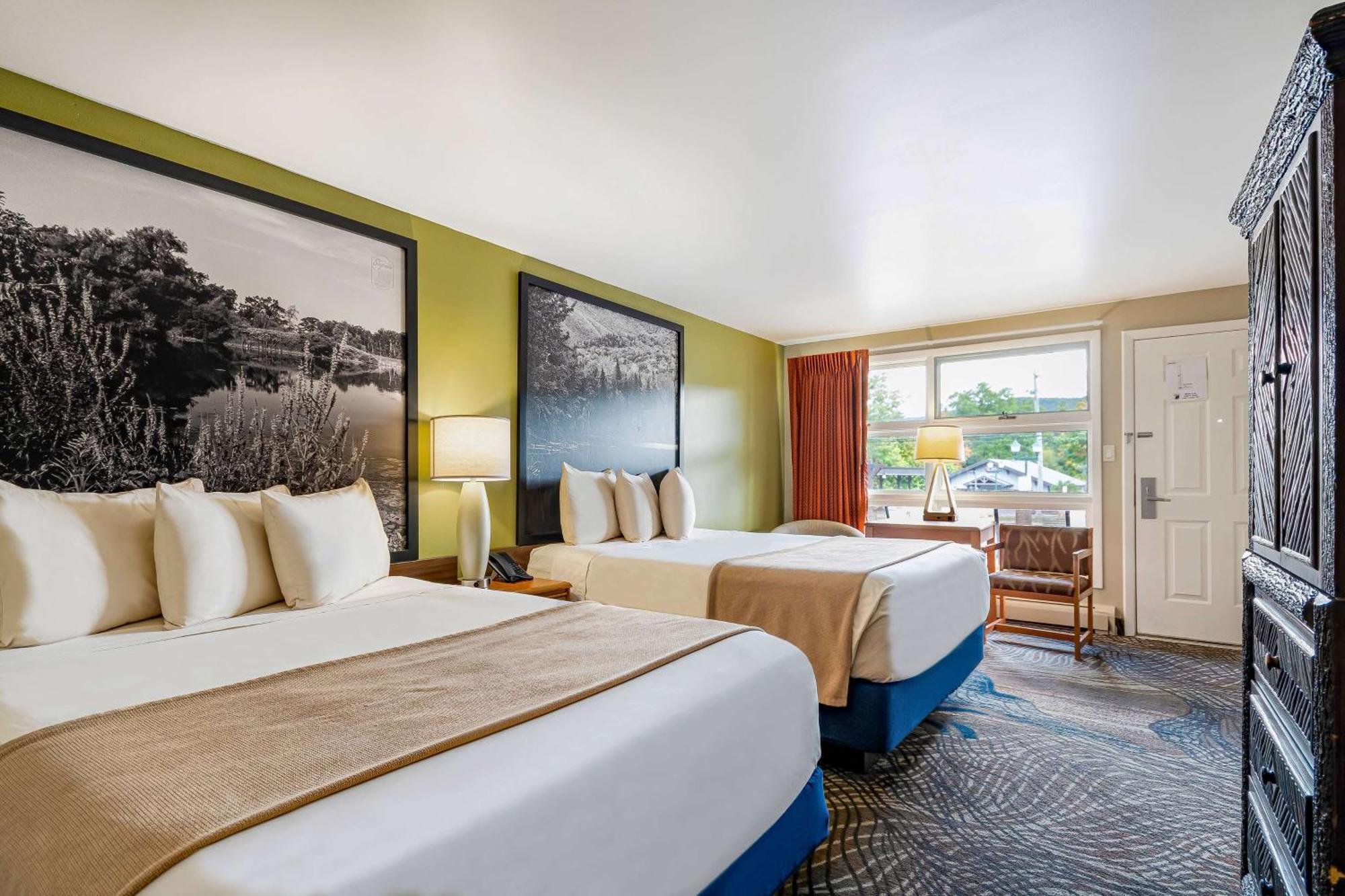 Super 8 By Wyndham Lake George/Downtown Exteriör bild