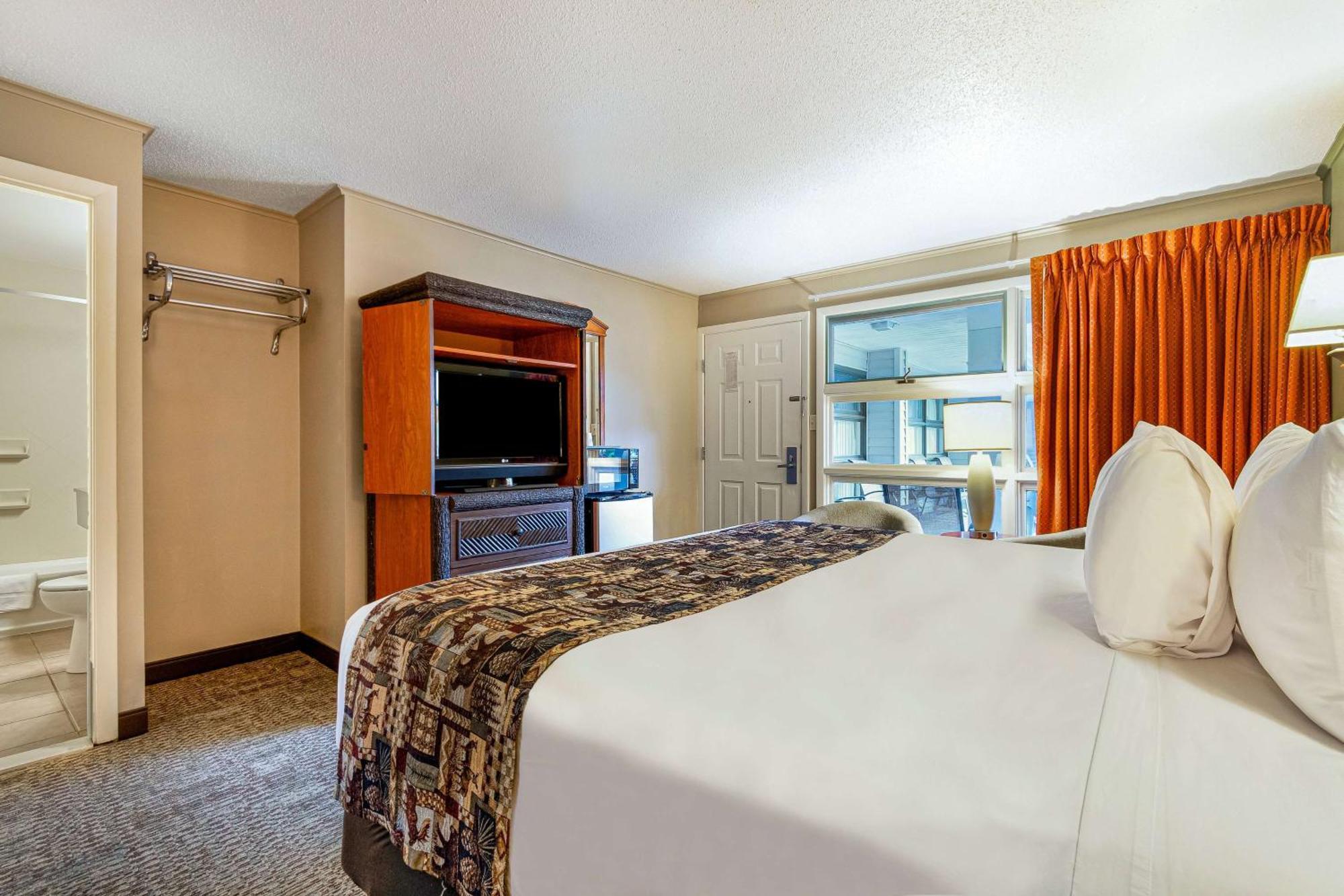 Super 8 By Wyndham Lake George/Downtown Exteriör bild